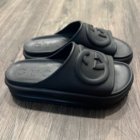 Gucci Soft rubber interlocking G platform slide sandals - Picture 1 of 7